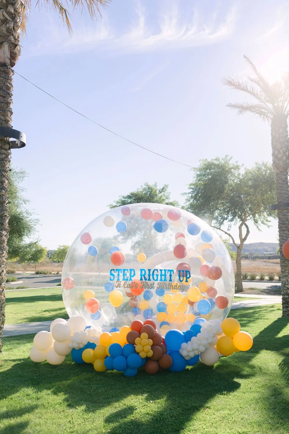 The Bubble House — transparent dome filled with balloons